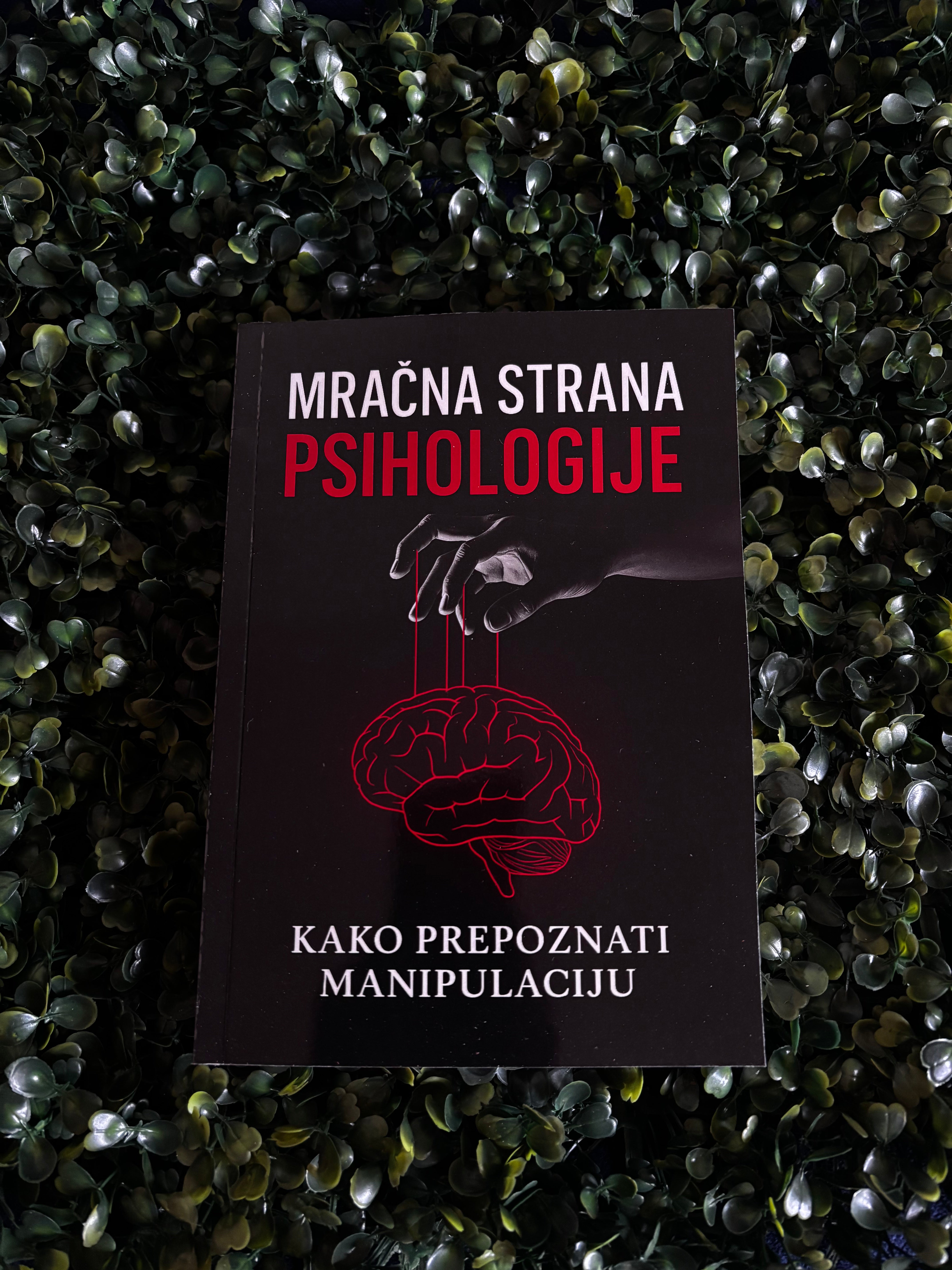 Mračna Strana Psihologije - Fizička Knjiga